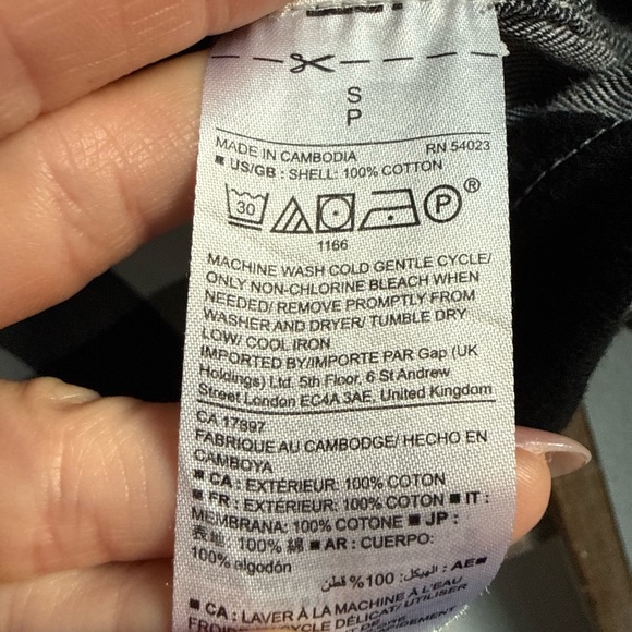 GAP Boyfriend Fit Black & White Checkblock Button Down Top Sz: Small - Picture 5 of 7